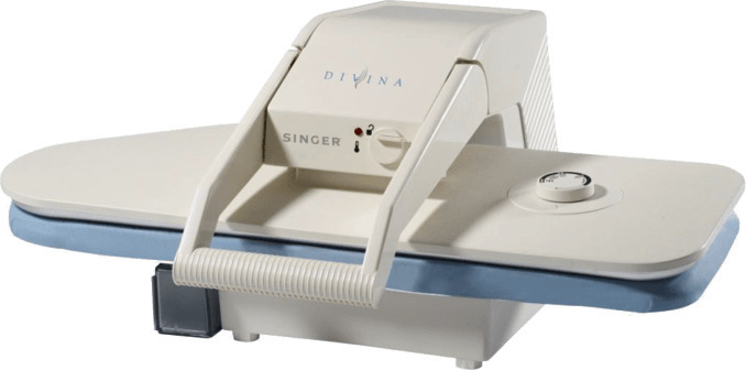 Singer Πρέσα Σιδερώματος DIVINA  2200W με Δοχείο 450ml